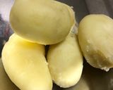 ポテトとアボカドの明太子マヨネーズ和え。作り方1写真