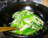 ノカンゾウと厚揚げのにんにく味噌炒め作り方4写真