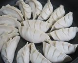簡単美味♡ザーサイ餃子作り方5写真