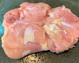 厚板鉄板でジューシー！鶏の塩にんにく焼き作り方5写真