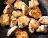 簡単＊鶏肉の照り焼きタルタルソース乗せ作り方5写真