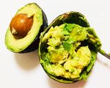 【至福のカフェごはん】アボカドトースト作り方1写真