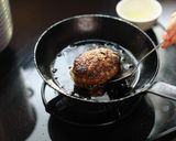 ハンバーグ　赤ワインソース作り方8写真