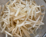 簡単　もやしとにんじんのナムル作り方1写真