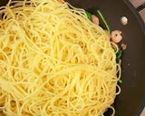 エビとほうれん草のアンチョビスパゲティー作り方8写真