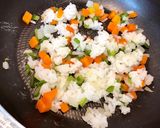 離乳食後期★野菜たっぷり卵チャーハン作り方4写真