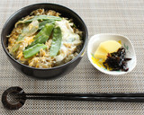 子供と！新玉ねぎとさやえんどうの卵とじ丼作り方5写真