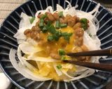 新玉ねぎで作る「たまたま納豆」材料3つ作り方1写真