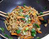 ミツバと野菜・ニンニクペーストの焼きソバ作り方11写真