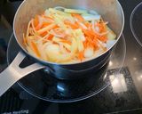 野菜たっぷり✩簡単白菜スープ作り方2写真