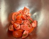 簡単5分！トマトとアボカドの豆苗サラダ作り方1写真
