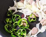 お昼！時短に太麺焼きそばナポリタン作り方2写真