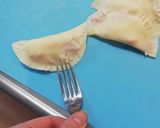 余った餃子の皮とポテトサラダで絶品おかず作り方3写真
