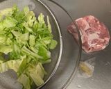 さっぱり豚バラキャベツの塩炒め作り方1写真