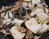 簡単♪豚もも肉タケノコ蕨の味噌カレー炒め作り方5写真