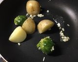 お弁当に☆芽キャベツと新じゃがのソテー作り方4写真