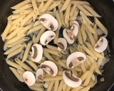 スモークサーモンとクリームチーズのペンネ作り方5写真