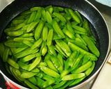 簡単☆きぬさやのお浸し（醤油糀で）作り方1写真