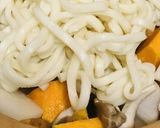 味噌＆バターでしあげる鶏肉＆野菜うどん鍋作り方2写真