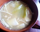 キャベツとえのきと豆腐のお味噌汁*･作り方4写真