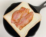 のせて焼くだけ!簡単♡お好み焼きトースト作り方1写真
