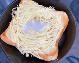 のせて焼くだけ！簡単♡お好み焼きトースト作り方4写真