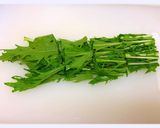 鯖缶と水菜の胡麻ドレサラダ作り方1写真
