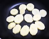 じゃが芋ホクホク！鮭カマちゃんちゃん焼き作り方2写真
