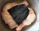 骨付き◇鶏もも肉の甘辛醤油煮♪作り方1写真