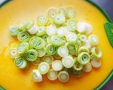 使えばコクUP！ネギ油作り方2写真