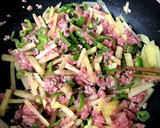 じゃがいもとピーマンの塩豚炒め作り方3写真