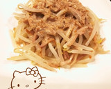 簡単！焼豚とモヤシのごま風味サラダ作り方5写真