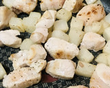 角切り豚肉＆ダイコンのキムチの素炒め作り方2写真