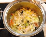 お野菜タップリ！豚骨スープ　糖質オフ作り方1写真