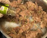牛すじと結びしらたきのスープ作り方7写真