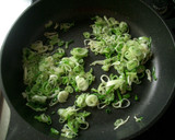 最強お茶漬け用(!?) シラスネギ炒め作り方1写真