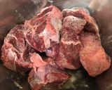 牛スネ肉赤ワイン煮込み作り方2写真