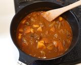 赤ワインで煮込む!*ビーフシチュー作り方7写真