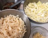 簡単！＊タケノコとキャベツ挽肉だけ春巻き作り方1写真
