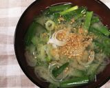 元気が出るよ♪にらとネギの味噌汁作り方3写真