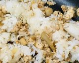 鶏ひき肉の肉味噌チャーハン作り方2写真
