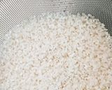 炊飯器で 炊くだけピラフ作り方1写真