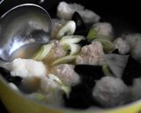 鶏肉と大和芋団子の薬膳スープ作り方5写真