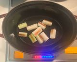 蓮根つくねと焼きねぎのスープ鍋作り方4写真