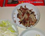 市販のラーメンで叉焼とネギのあえそば作り方1写真