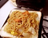 ボリュームたっぷり！焼きそばパン☆作り方8写真
