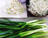 母のまね！わけぎと新玉ねぎのツナ缶炒め作り方1写真