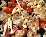 鶏モモ肉としめじのトマト煮込み作り方6写真
