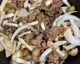 牛肉としめじのニンニクネギ油炒め作り方5写真