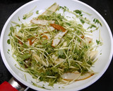 簡単！筍と豆苗のオイスタマヨ炒め作り方2写真